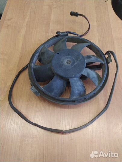 Вентилятор радиатора кондиционера Volkswagen