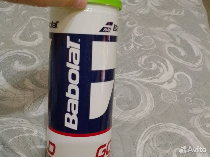 Теннисный мячи