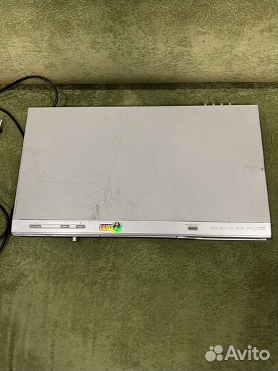 DVD плеер LG dgk588xb