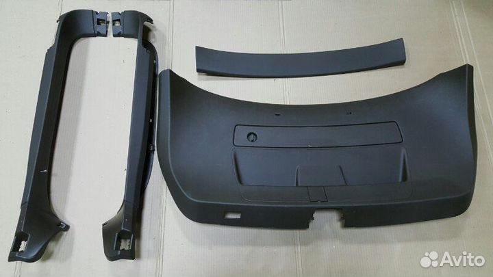 Обшивка крышки багажника Audi A7 4G CGW 2011