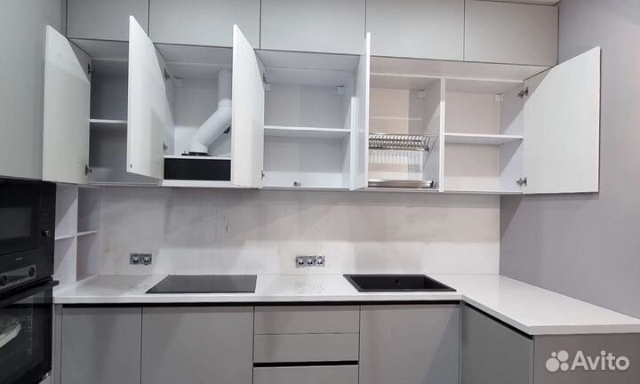 Кухонный гарнитур / Кухня угловая