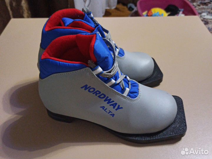 Лыжные ботинки nordway 31