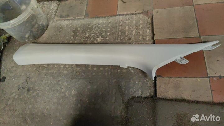 Обшивка задней передней стойки Hyundai Solaris 2