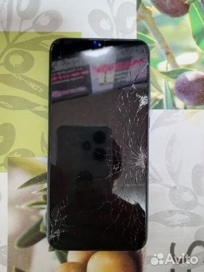 Samsung Galaxy A20, 3/32 ГБ
