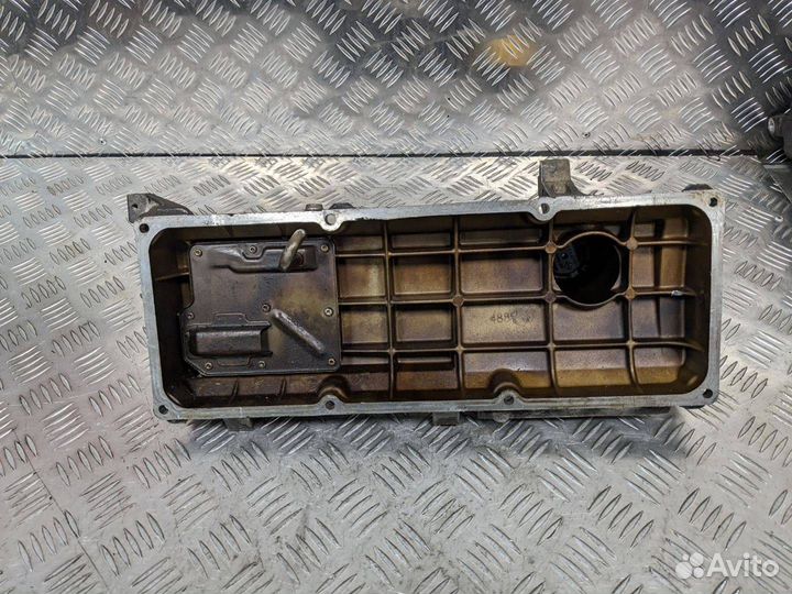 Клапанная крышка Renault Clio 2 2-й рест. K7M744