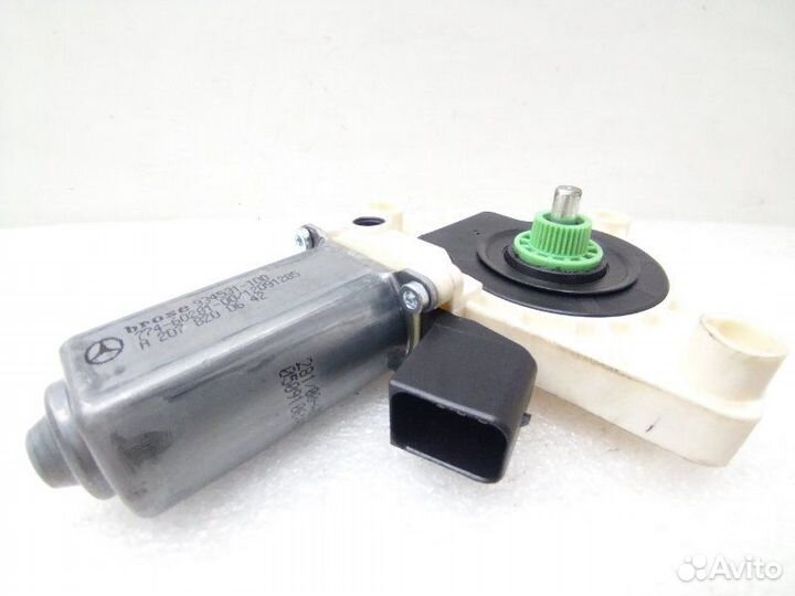 Моторчик стеклоподъемника передний левый