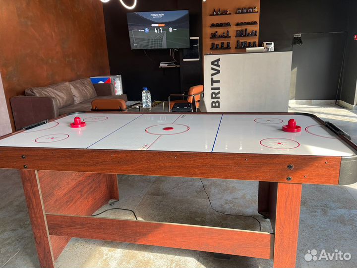 Настольный аэрохоккей