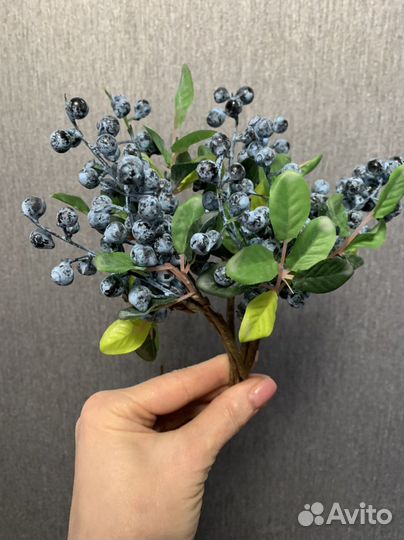 Веточка черники искусственная 5 шт