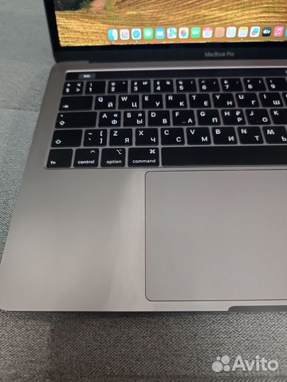 Macbook pro 13 2019 touch bar