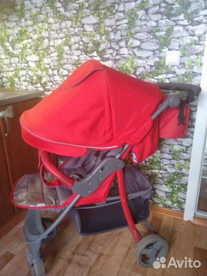 Коляска детская прогулочная