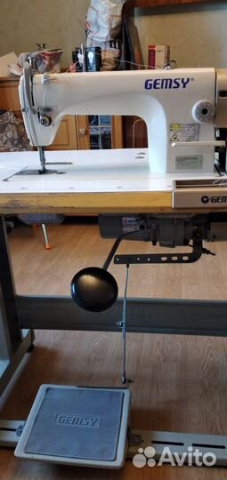 Швейная машинка