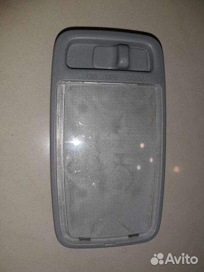 Светильник салона центральный Тойота