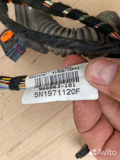 Проводка двери Volkswagen Tiguan 1