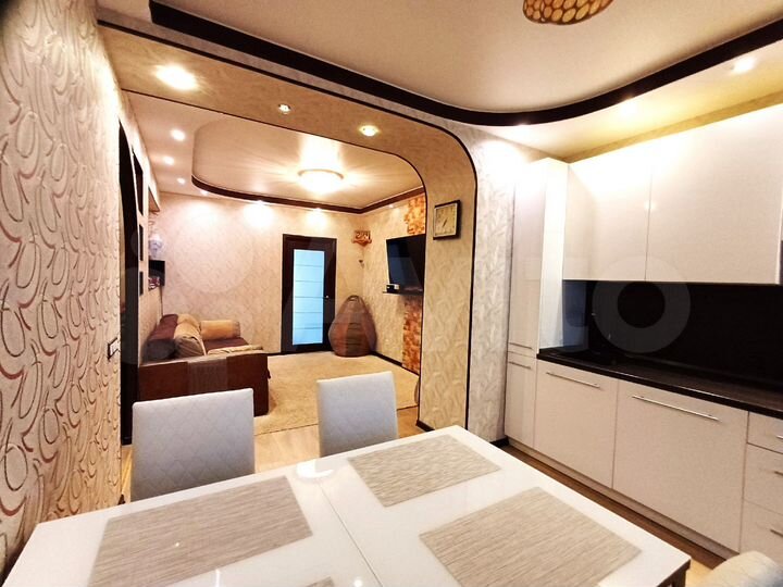 3-к. квартира, 80,4 м², 3/9 эт.