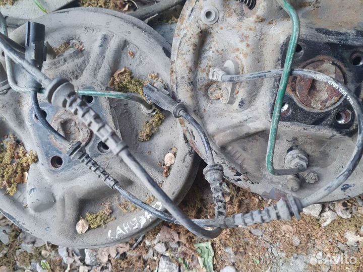 Рено сандеро 1 датчик ABS задний