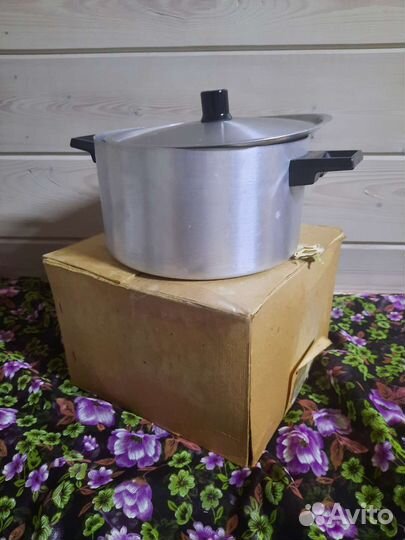 Кастрюлька алюминевая