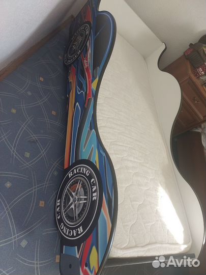 Детская кровать машина бу с матрасом