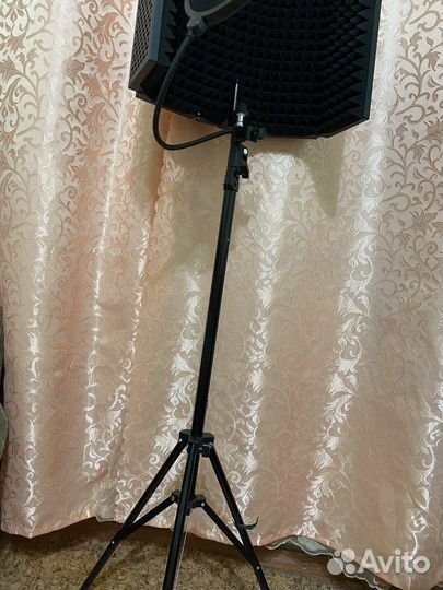 Стойка для микрофона