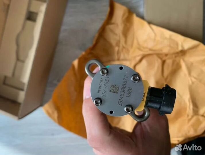 Форсунка 557-7633 для двигателей CAT C9