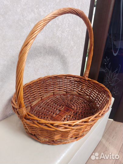 Корзина плетеная с ручкой большая