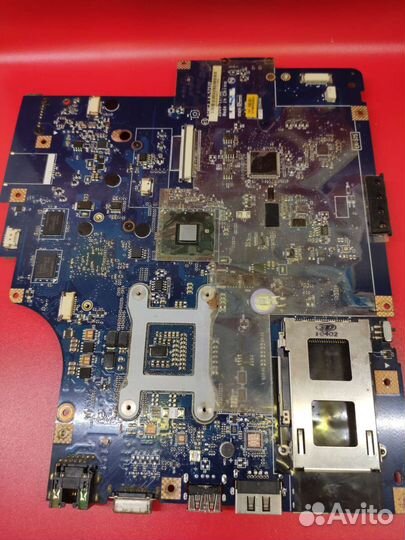 Lenovo Z560 (niwe2 LA-5752P rev:1.0)