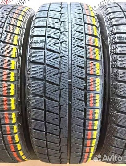 Bridgestone Blizzak Revo GZ 205/55 R16 87M