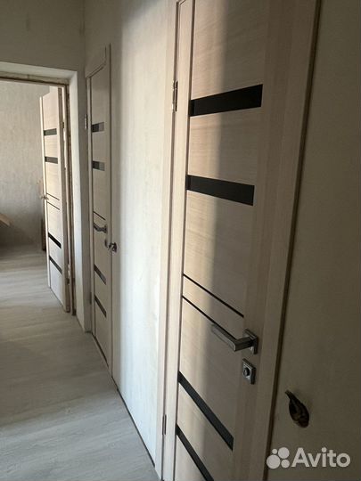 Установка дверей. Сборка мебели. Укладка ламината