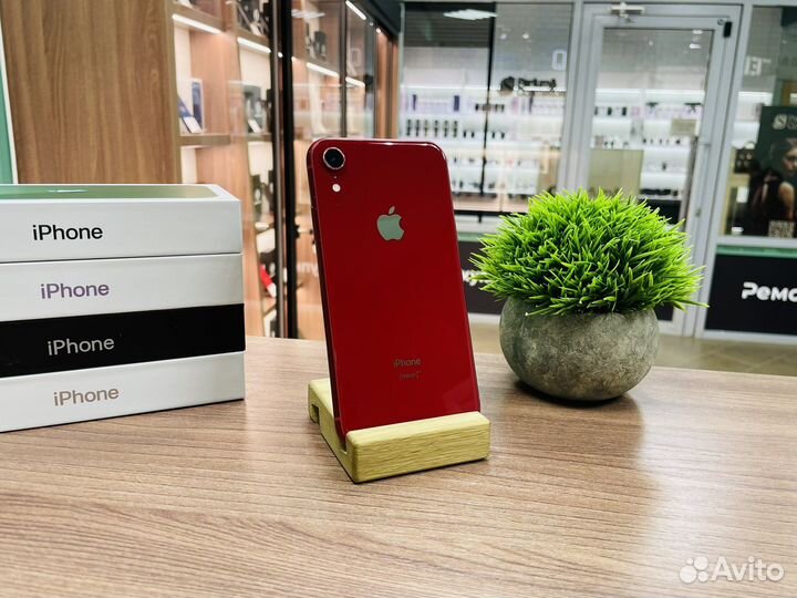 iPhone Xr, 64 ГБ
