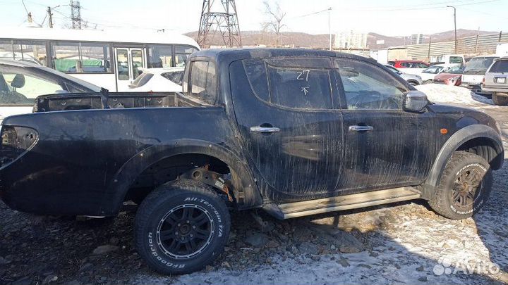 Коса телевизора Mitsubishi L200 KB9T 6G74 2008