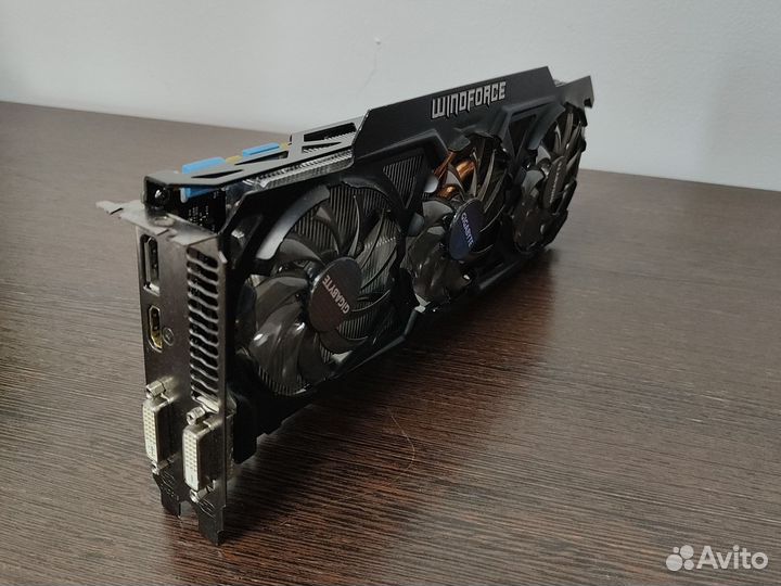 Gigabyte GTX 770 2 Gb