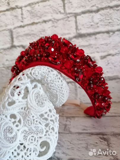 Кокошник корона