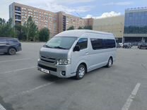 Toyota Hiace 2.7 MT, 2016, 195 000 км, с пробегом, цена 2 550 000 руб.