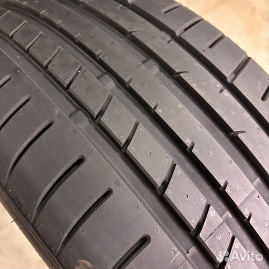 Leao Nova-Force Acro 225/40 R19 93Y