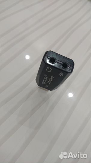 Адаптер для подключения наушников и микрофона