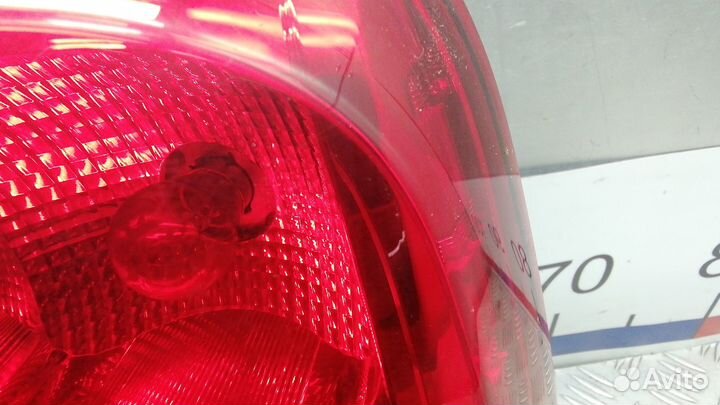 Фонарь Dacia Duster (2009-2020)