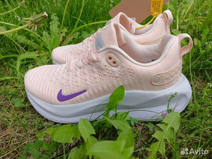 Кроссовки nike женские