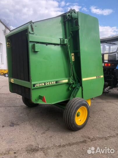 Пресс-подборщик John Deere 550, 1992