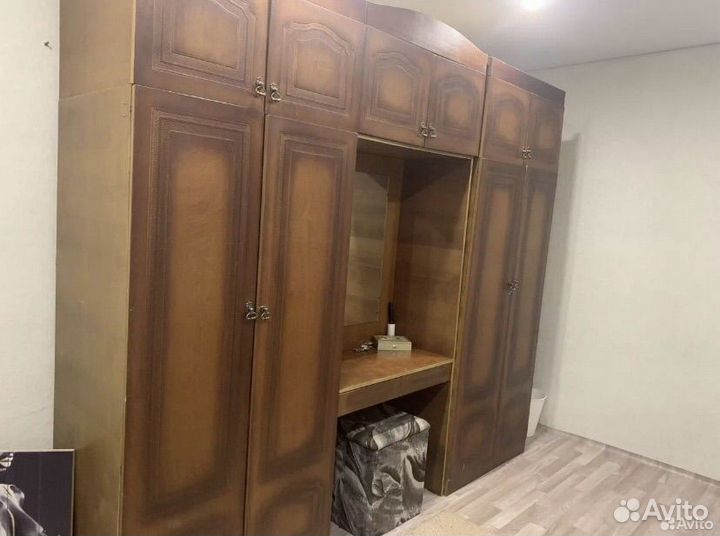 Спальный гарнитур