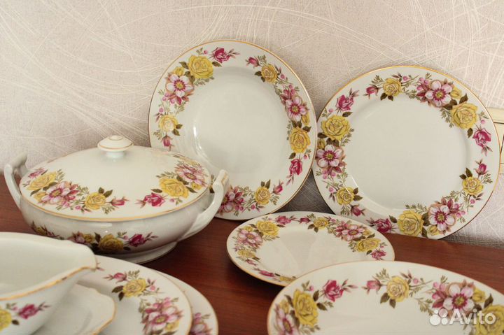 Фарфоровый столовый сервиз Sone 5169 на 12 персон
