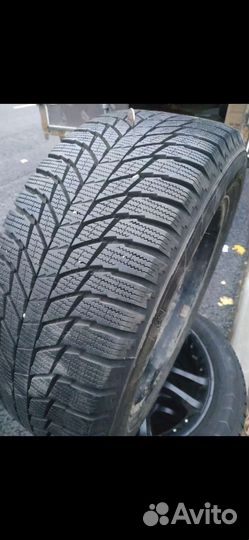 Продам комплект зимних колёс на Мерседес