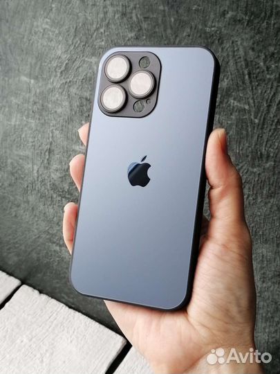 Чехол на iPhone 13 Pro