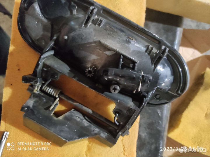 Правая дверная ручка бмв Е38 с подсветкой