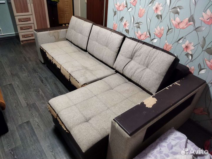 Диван угловой
