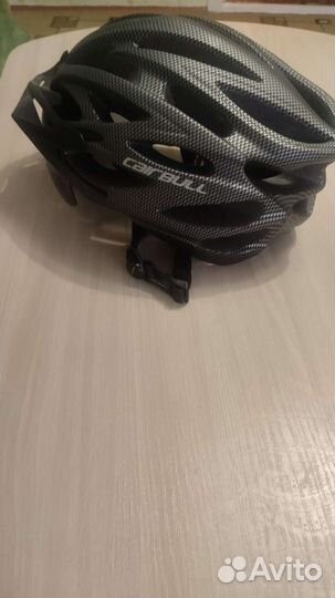 Защитный шлем