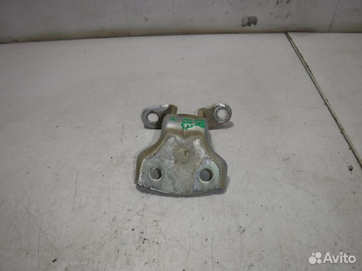 Петля двери Chevrolet Epica