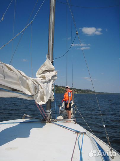 Аренда парусно-моторной яхты