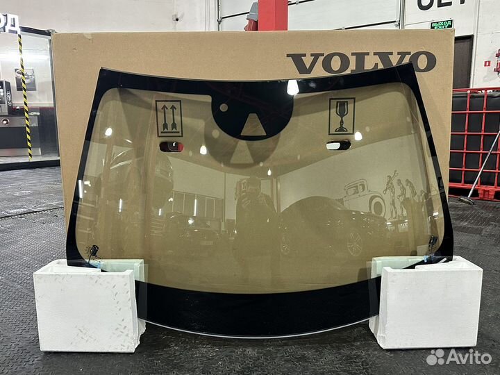 Лобовое стекло с обогревом Volvo XC 60 2018-2022