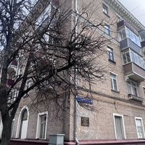 Доля в 3-к. квартире, 72,9 м², 4/5 эт.