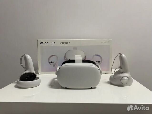 Oculus Quest 2 - Шлем виртуальной реальности