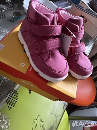 Новые Ботинки 25 размер для девочки